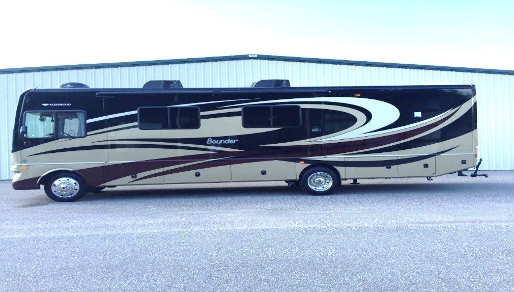 2012 Fleetwood Bounder 35K