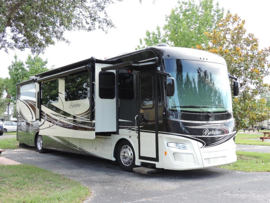 2015 Forest River Berkshire XL 40RB