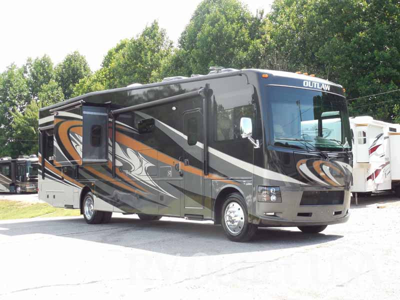 2017 Thor Motor Coach Outlaw 37RB