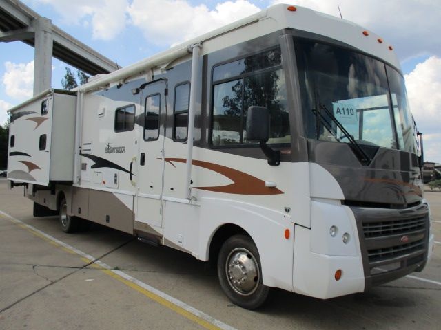 2008 Winnebago Sightseer 35J