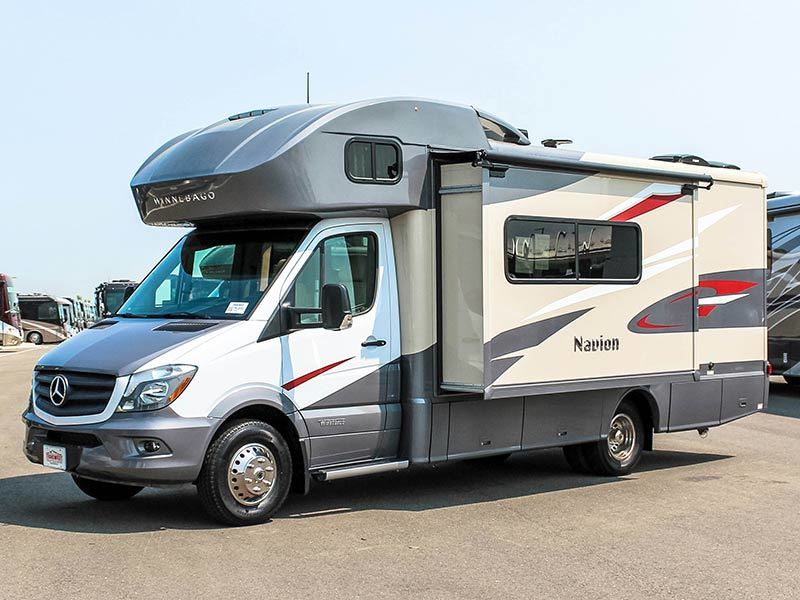 2017 Winnebago Navion 24J