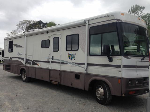 2000 Winnebago ADVENTURER 35U