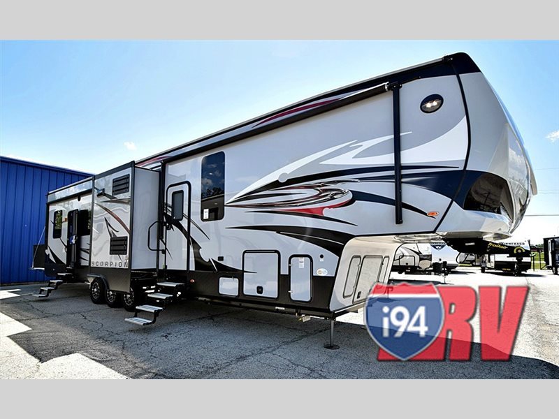 2017 Winnebago Industries Towables Scorpion 4013