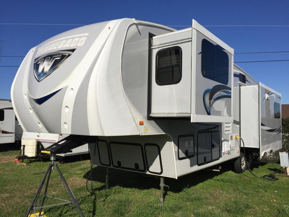 2016 Winnebago Latitude 37BH