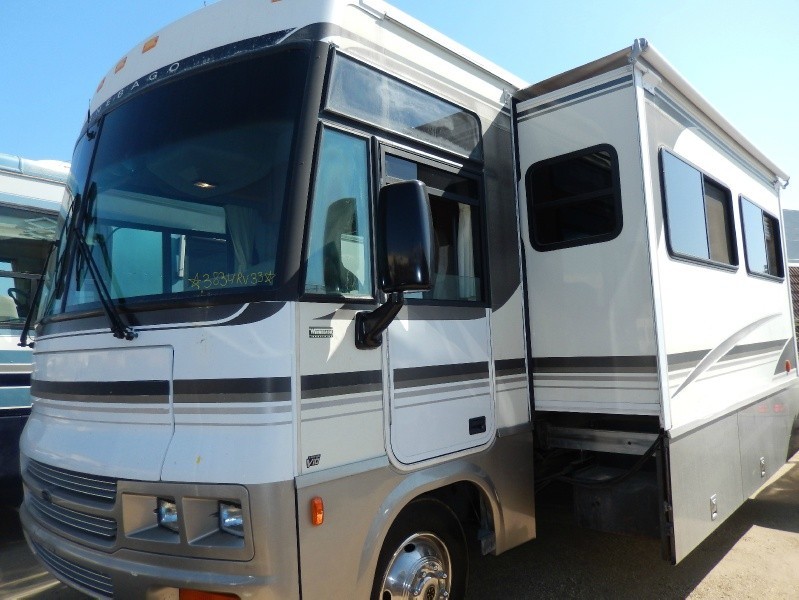 2001 Winnebago ADVENTURER