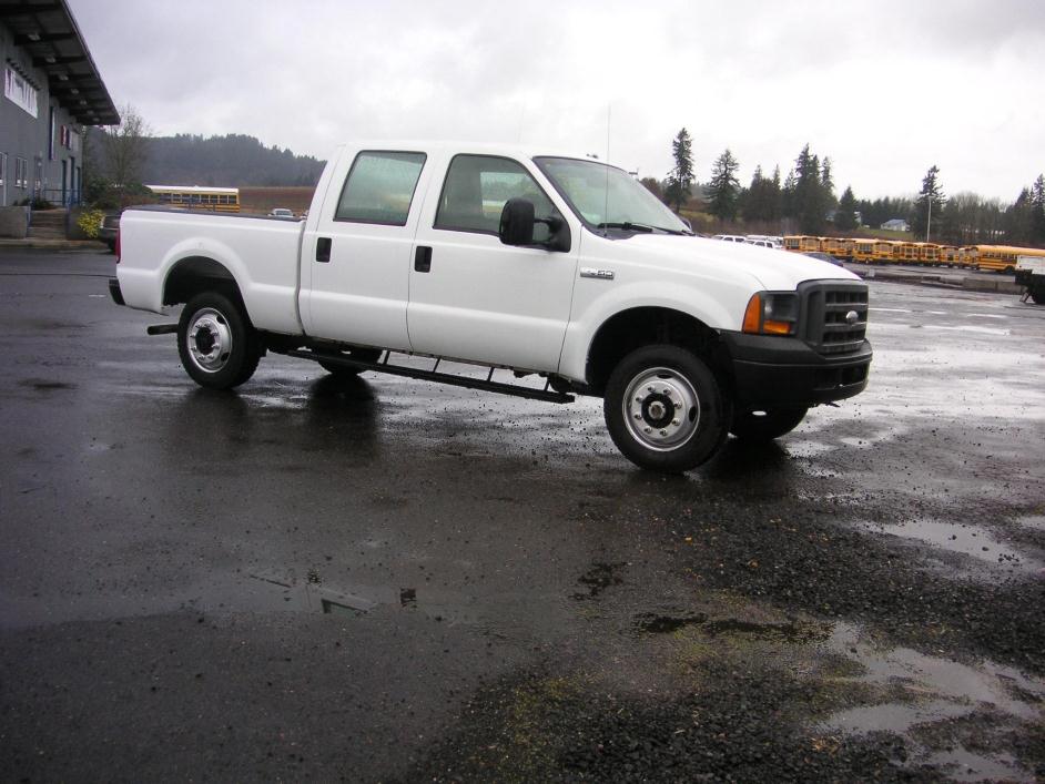 2005 Ford F250 Xl Sd  Utility Truck - Service Truck