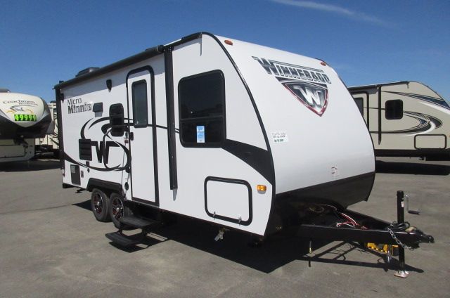2017 Winnebago MICRO MINNIE 2106FBS CALL FOR THE LOWEST