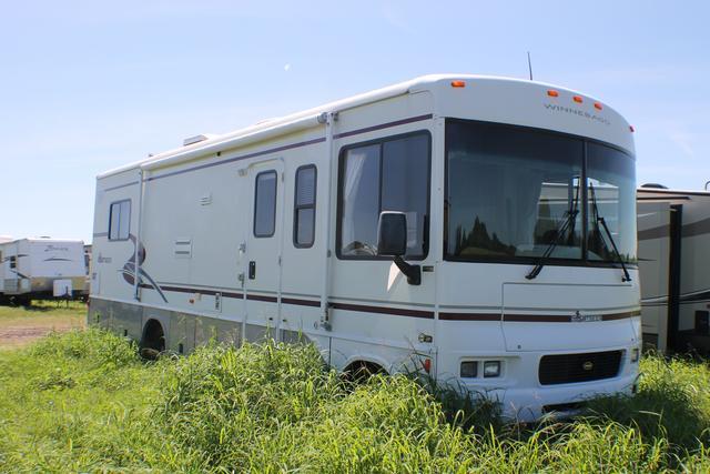 2002 Winnebago Sightseer 33L