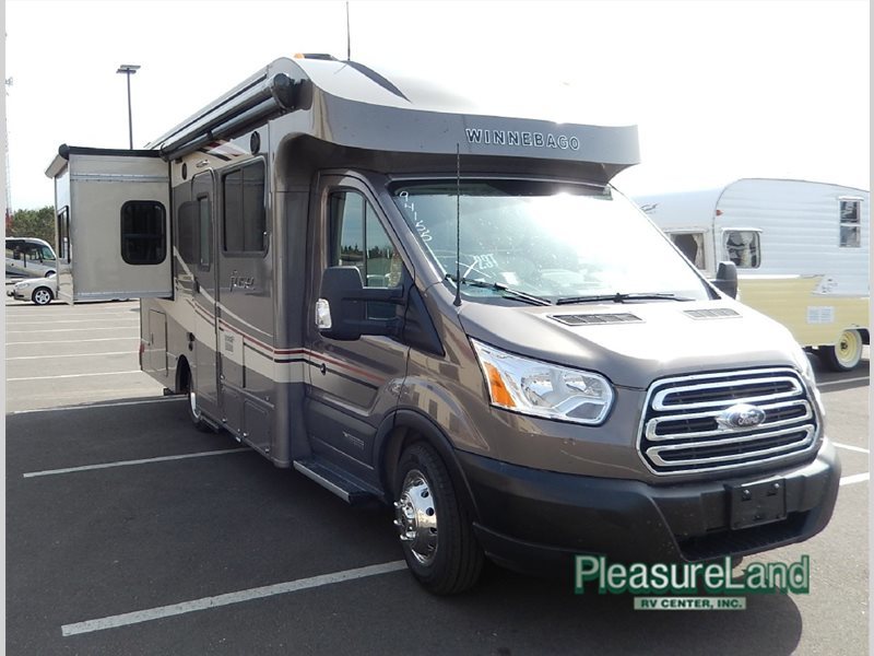 2017 Winnebago Fuse 23T