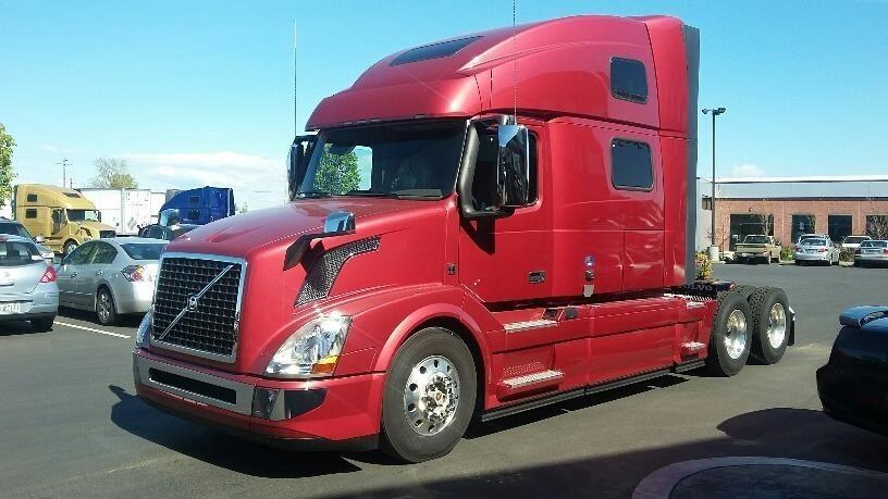 2016 Volvo Vnl  Conventional - Sleeper Truck