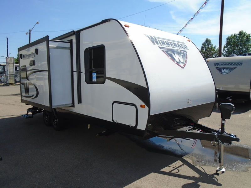 2017 Winnebago MINNIE 2351DKS