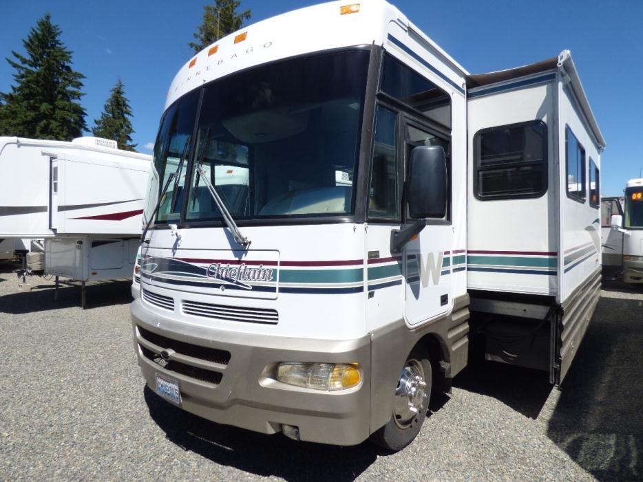 2000 Winnebago CHIEFTAIN 35U