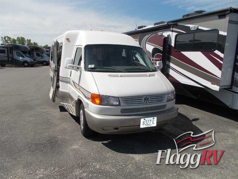 2000 Winnebago Rialta 22QD