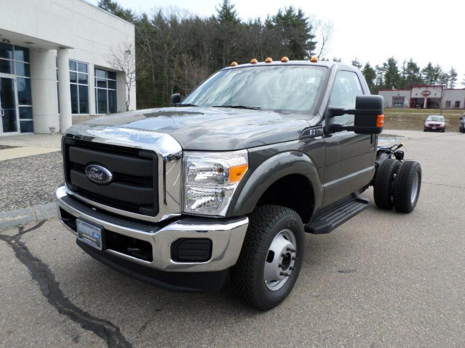 2016 Ford F-350 Super Duty  Cab Chassis