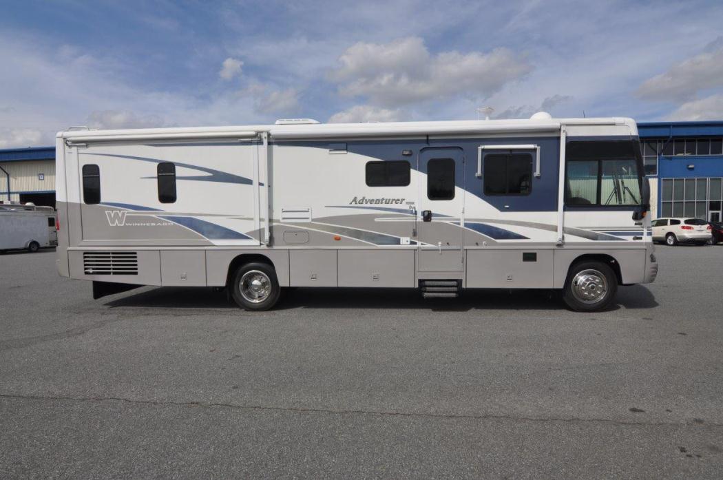 2005 Winnebago ADVENTURER 35U