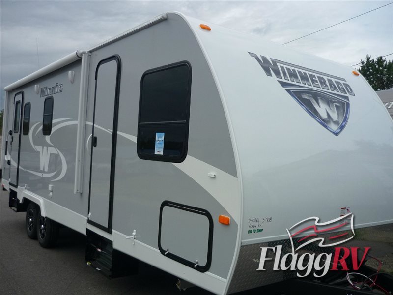 2017 Winnebago Industries Towables Minnie 2401 RG