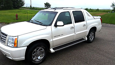 Cadillac : Escalade EXT AWD Sharp Clean 2007 Cadillac Escalade EXT AWD-Automatic-Leather-Moon Roof-Pearl