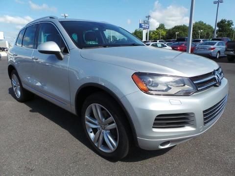 2012 VOLKSWAGEN TOUAREG 4 DOOR SUV