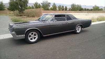 Lincoln : Continental 1966 Lincoln 2 Door Coupe - Rust Free Classic Car 1966 lincoln continental 2 door coupe 7.6 liter 462 engine rust free classic