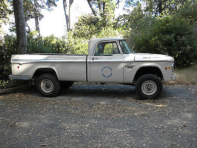Dodge : Other Pickups W400, 3/4 ton Classic 1968 Dodge Power Wagon W200, 4 WD