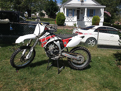 Yamaha : YZ YZ450F 2009 LOW ENGINE HOURS WHITE VERY WELL MAINTAINED SHOW BIKE *EXTRAS/GEAR