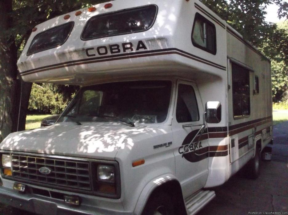 '84  24' Cobra diesel mini-home