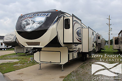 2015 NEW 343RS Avalanche 36' 3 Slides, Loaded, Below Wholesale - $324/mo.