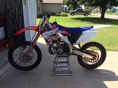 Honda : CR 2004 honda cr 250