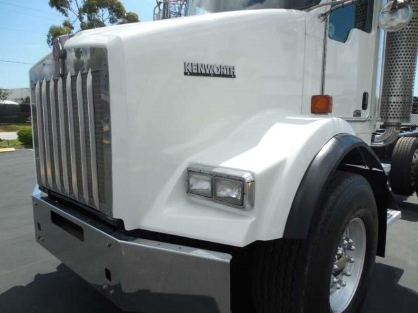 Cab Chassis 2006 Kenworth T800 Truck 105687