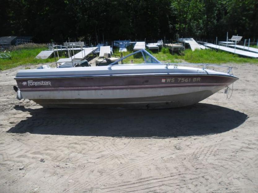1988 Forester 171 Phantom Boat 4720