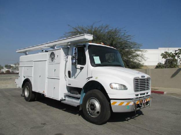 Freightliner business class m2 106 mechanic truck for sale