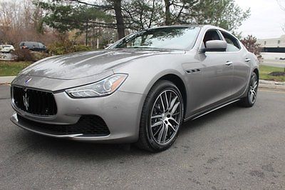 Maserati : Ghibli S Q4 AWD Premium Sensors Luxury Extended Leather Carbon Fiber Skyhook Shift Paddles Sport
