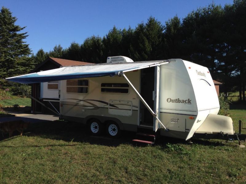 Outback RS21 Travel Trailer 2005