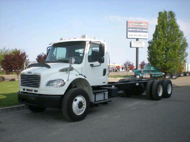 Freightliner business class m2 106 tandem axle daycab for sale