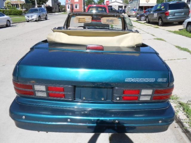 1993 DODGE SHADOW CONVERTIBLE