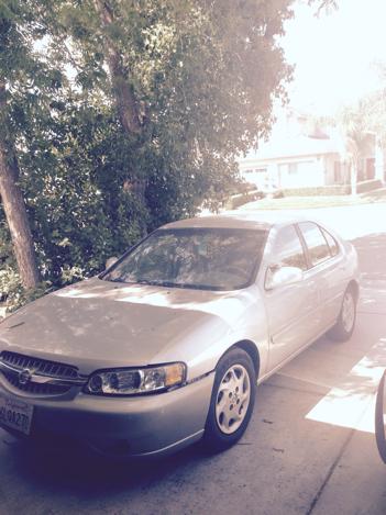 Car Nissan Altima 2001 Runs Good For Sale In Fresno Area.Salvage Title
