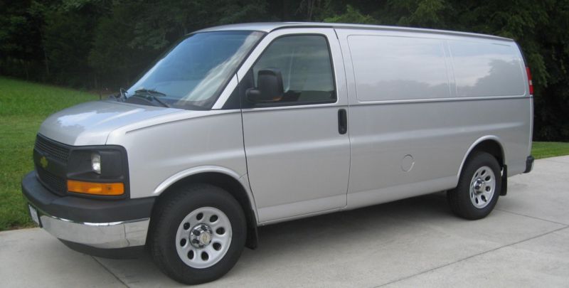 2011 Chevrolet Express 1500 Cargo Van