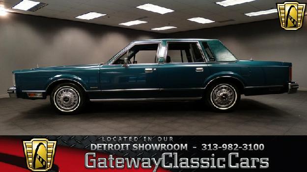 1983 Lincoln Town Car for: $9995