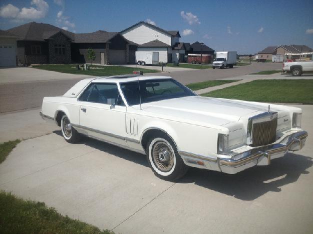 1979 Lincoln Continental mark v for: $8000