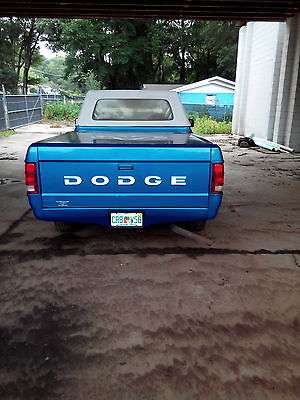 Dodge : Dakota S Standard Cab Pickup 2-Door,CONVERTIBLE 1990 dodge dakota convertible 4 cylinders gas automatic transmission