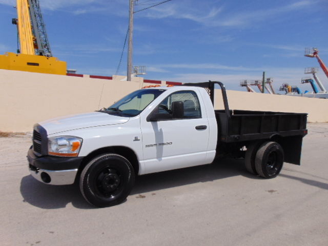 Dodge : Ram 3500 WHOLESALE 2006 dodge ram 3500 flatbed dually 5.9 cummins diesel chassis cab serviced