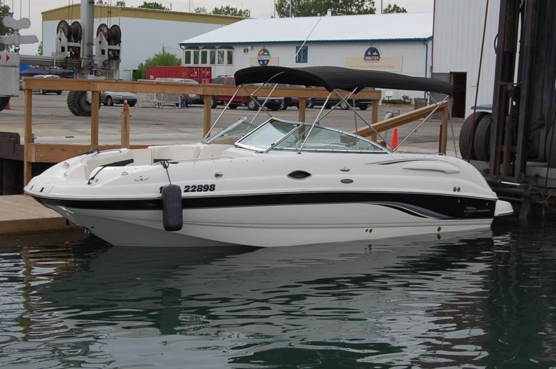 2003 Chaparral 243 Bowrider 116 hrs