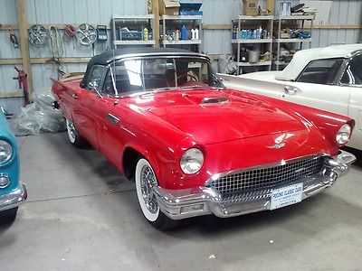 Ford : Thunderbird Standard 1957 thunderbird convertible red with red interior black soft top