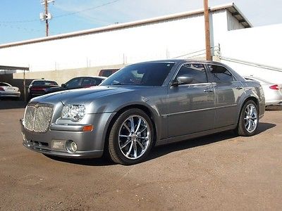 Chrysler : 300 Series C SRT8 Sedan 4-Door 2006 chrysler 300 4 dr sdn 300 c srt 8 dvd navi back up ca