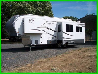 2013 Northwood Arctic Fox 29 5-T 33' Fifth Wheel 2 Slide Outs Ladder Fireplace