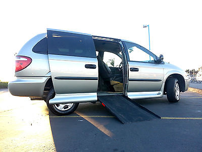 Dodge : Grand Caravan SE 2003 wheelchiar access dodge grand caravan