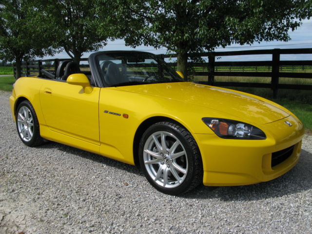 Honda : S2000 2dr Conv 2005 rio yellow pearl honda s 2000 with only 26 k miles needs nothing