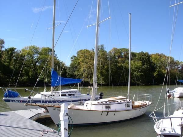 28' 1982 Trump Yachts Margaret D Ketch