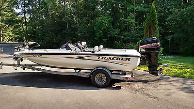 2004 Tracker Avalanche with Mercury 150 XR6 outboard