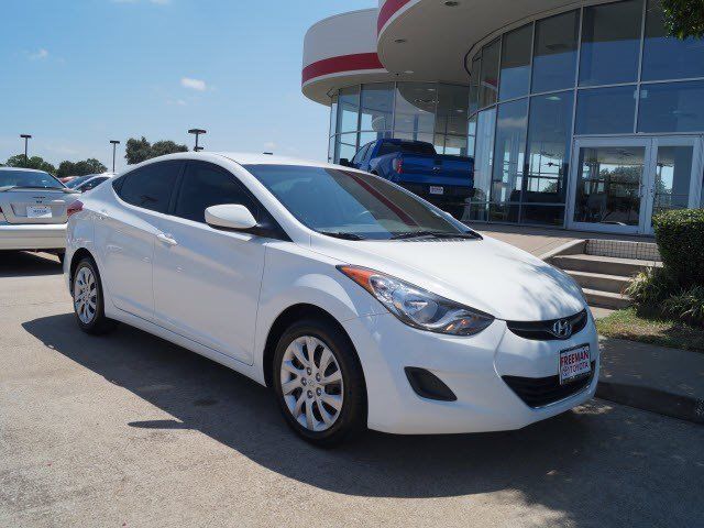 Hyundai : Elantra GLS PZEV GLS PZEV 1.8L Crumple Zones Front And Rear Security Stability Control Electronic